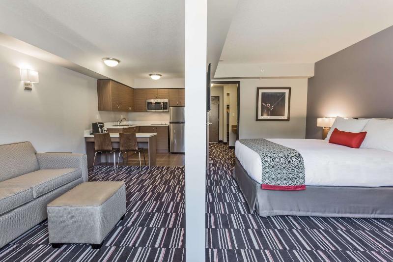 Microtel Inn & Suites By Wyndham Oyster Bay Ladysmith Dış mekan fotoğraf