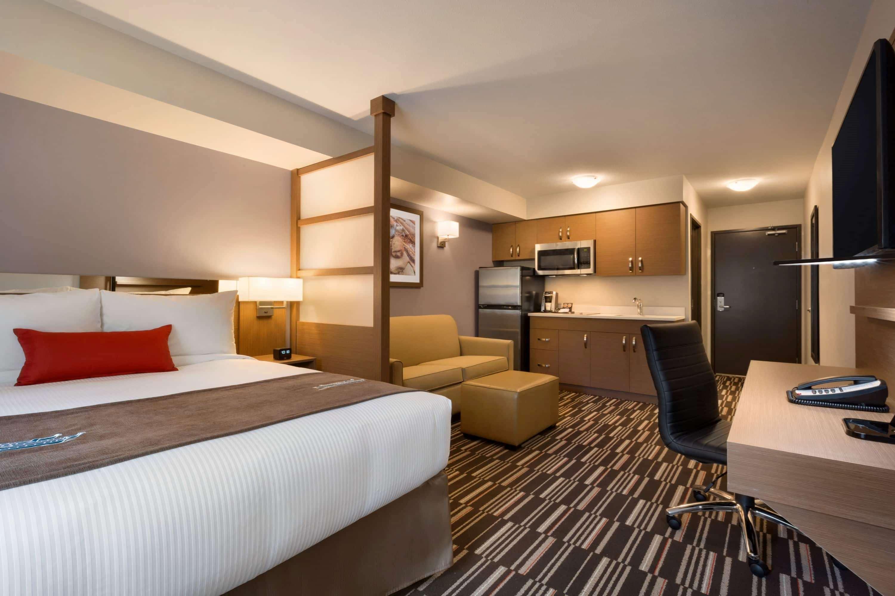 Microtel Inn & Suites By Wyndham Oyster Bay Ladysmith Dış mekan fotoğraf
